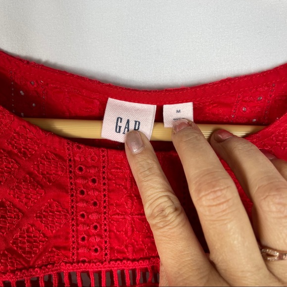 Gap Red Eyelet Bell sleeve top - Picture 6 of 8